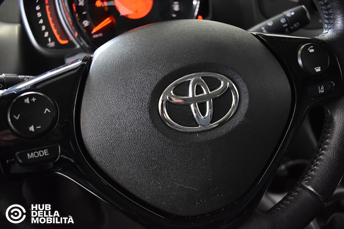 TOYOTA Aygo Connect 1.0 VVT-i  X-Cool